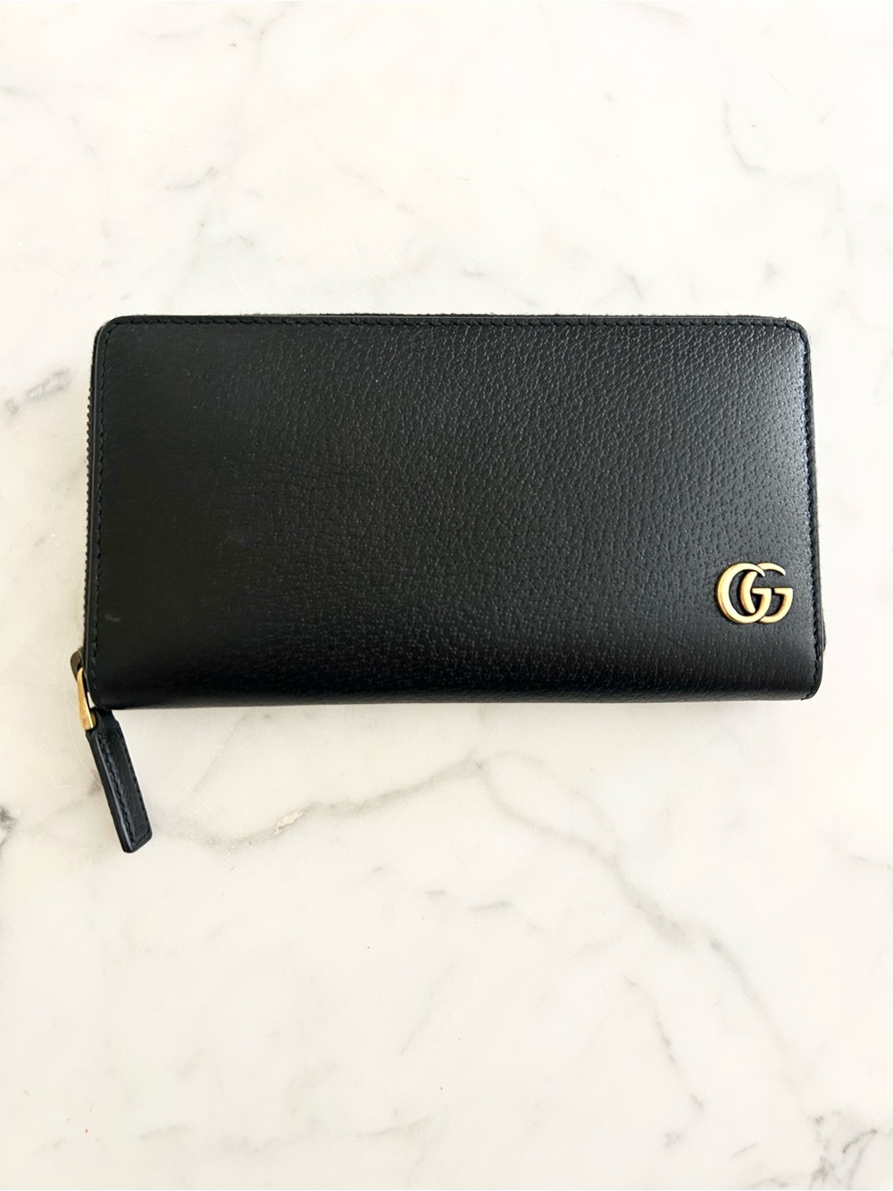 Authentic Gucci Marmont Leather Wallet Interlocking GG Zip Around Excellent